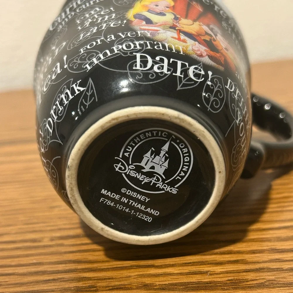 Disney Black and White Ceramic Mug with Vintage Design - Picture 11 of 11